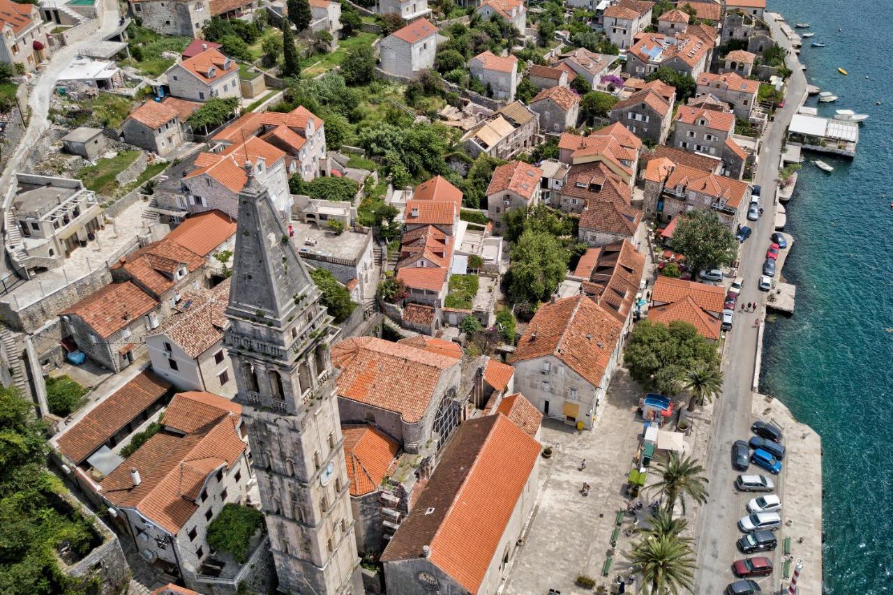 Apartments Admiral Perast Eksteriør bilde