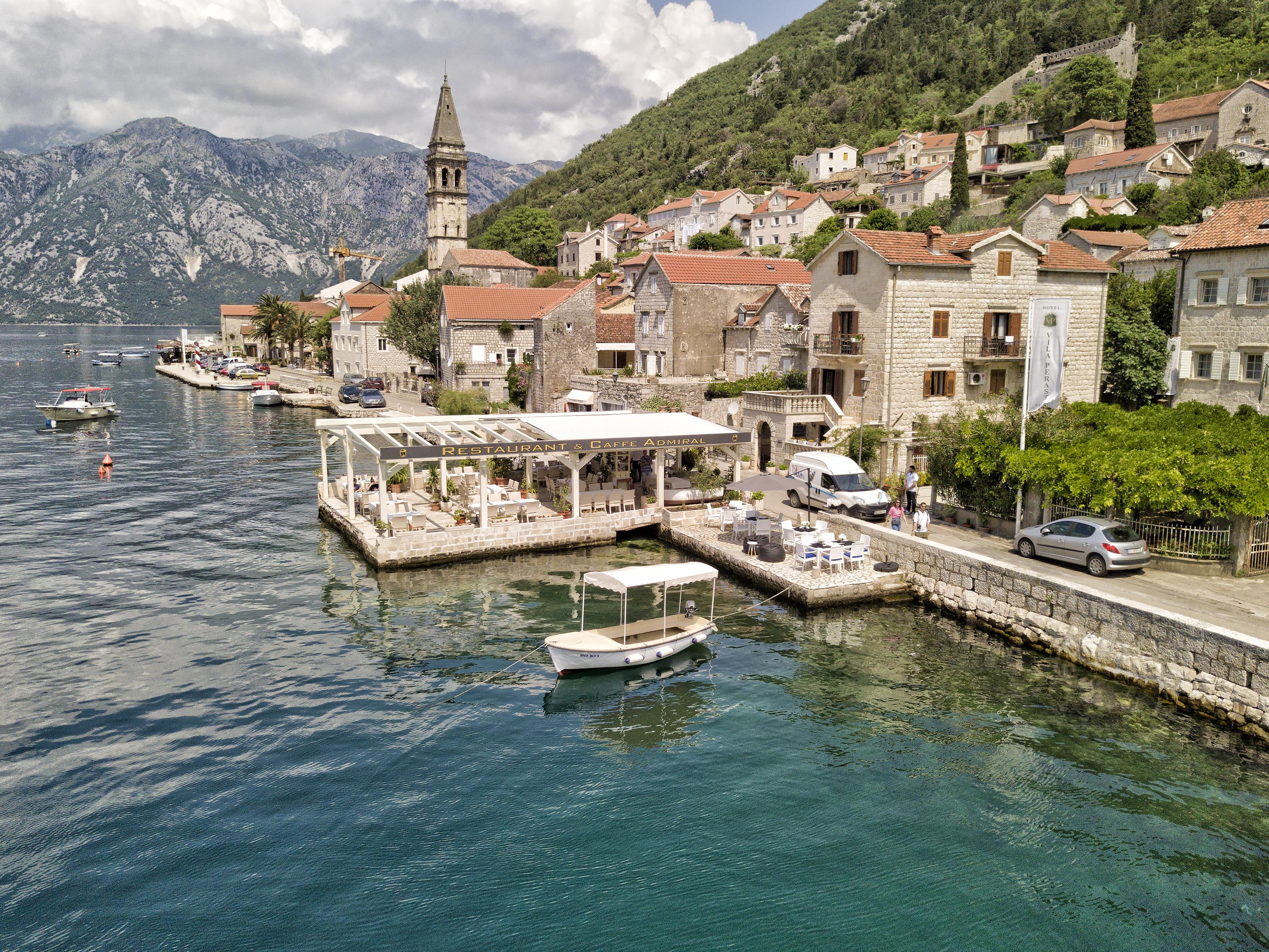 Apartments Admiral Perast Eksteriør bilde