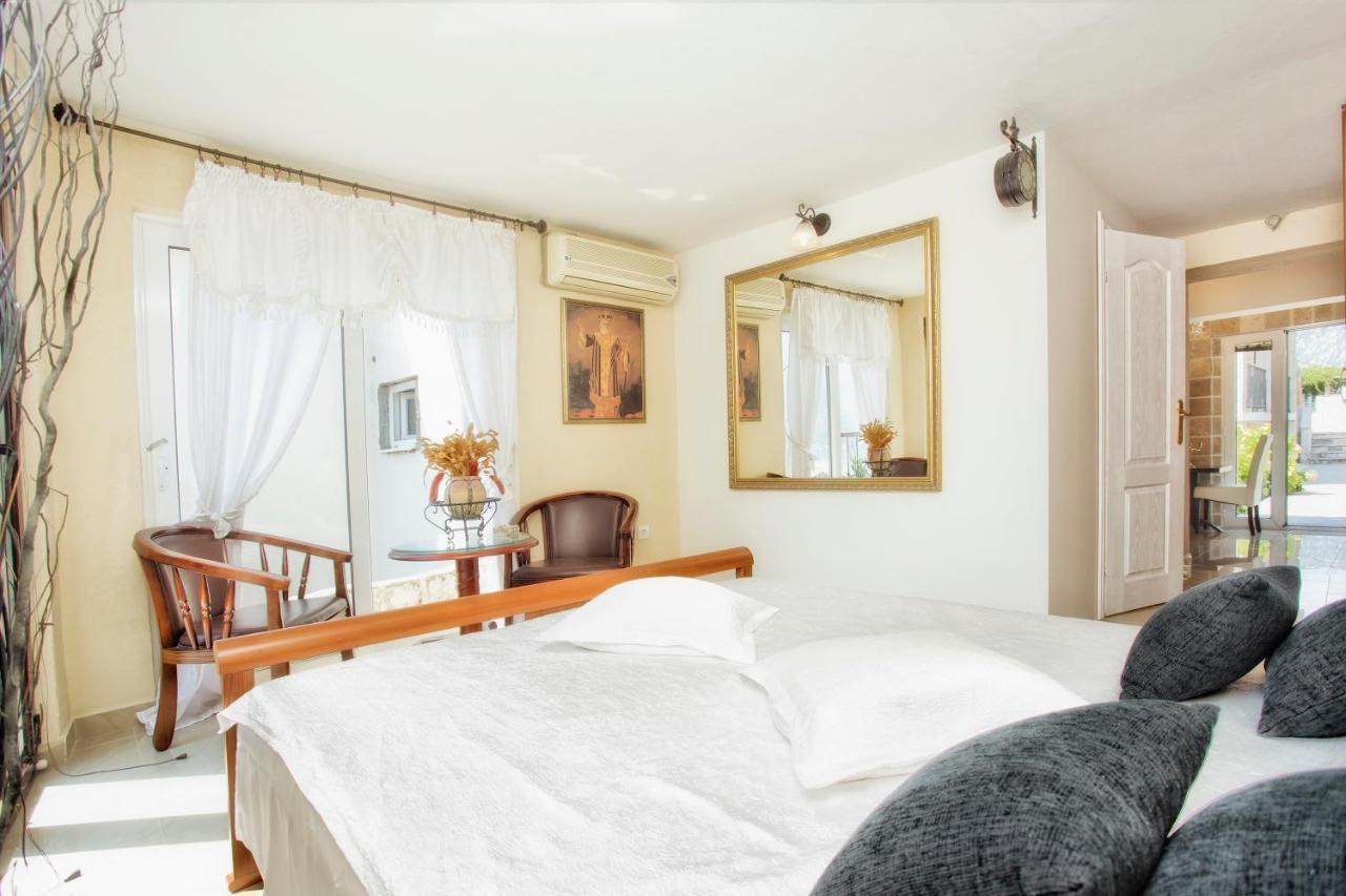 Apartments Admiral Perast Rom bilde